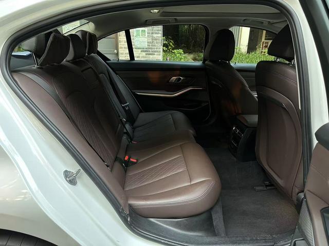 Pre-Owned BMW i3 2022 Model eDrive 35 L