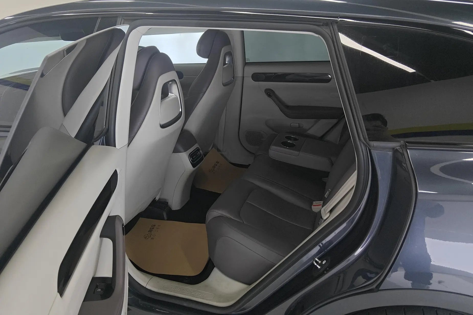 Certificated Pre-Owned Leapmotor C11 2023 Extended-Range 180 Comfort Edition -u22060468