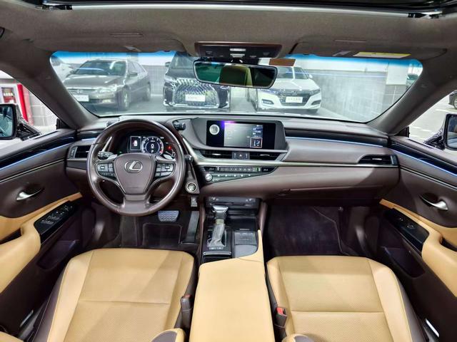 Certificated Pre-Owned Lexus ES 2020 200 Excellence Edition China VI - u22059954
