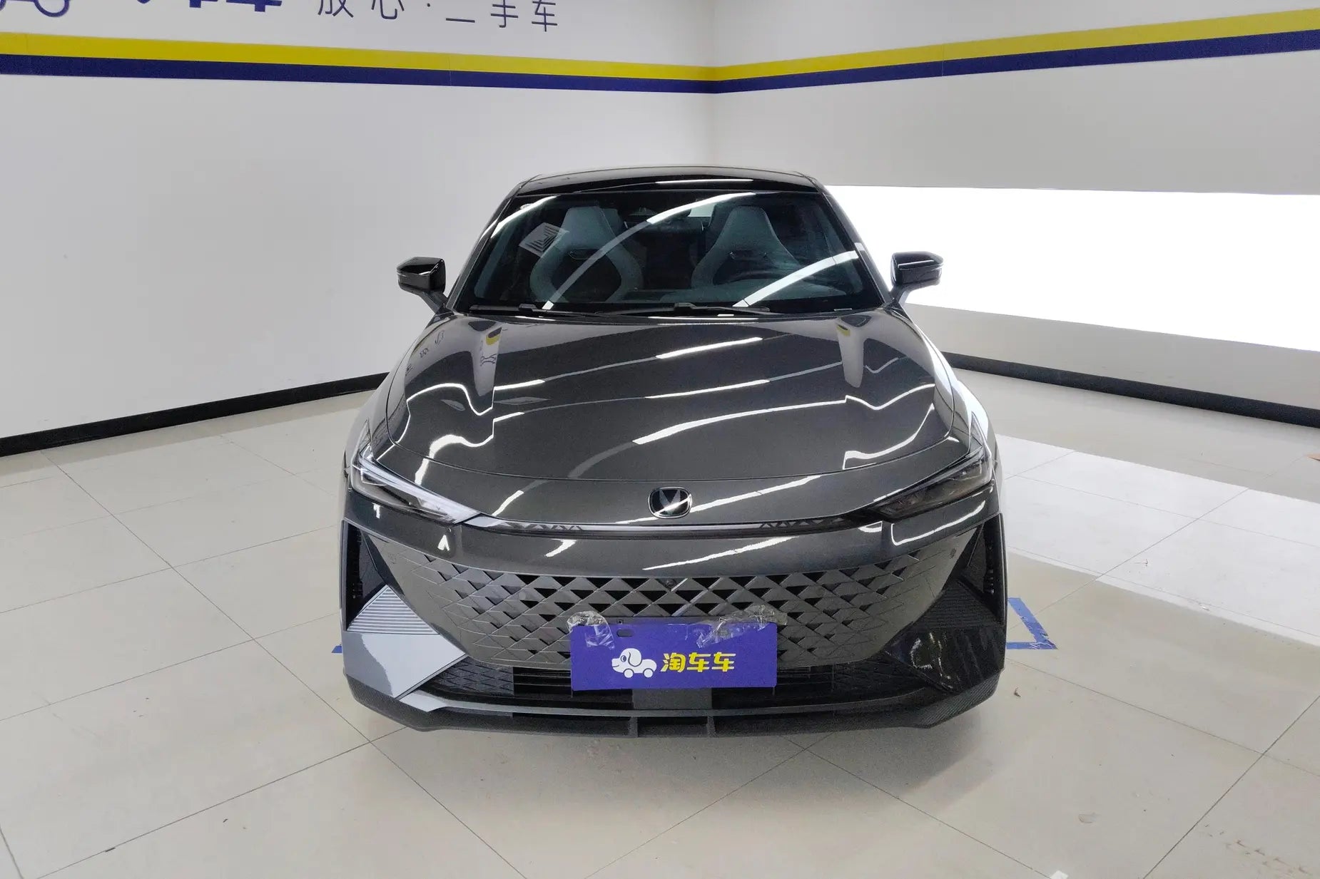 Certificated Pre-Owned Changan UNI-V Intelligent Electric iDD 2024 Edition Blue Whale Intelligent Electric iDD 136km Intelligent Prestige Version -u21039811