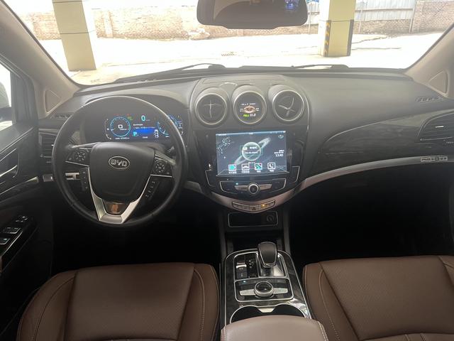 Certificated Pre-Owned BYD Tang DM 2015 DM 2.0T Four-wheel Drive Luxury Edition -u20368901