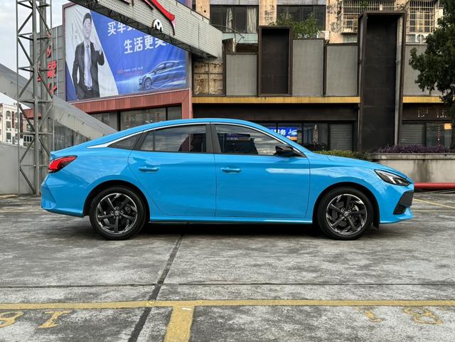 Certificated Used MG5 2022 300TGI DCT ChaoYue Flagship Edition