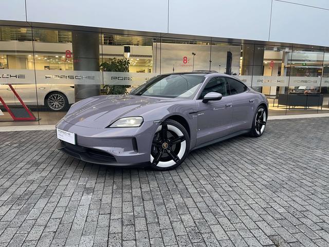Pre-Owned 2024 Porsche Taycan 4