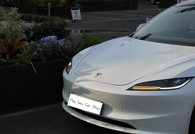 Pre-Owned Model 3 2023 Rear-Wheel Drive Version