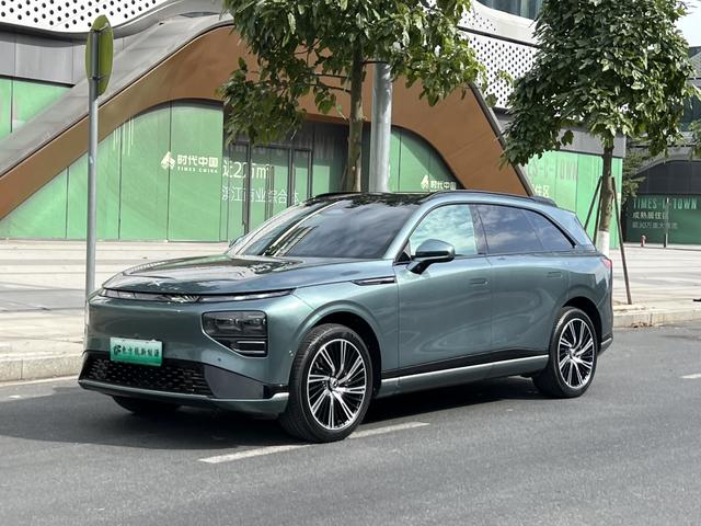 Certificated Pre-Owned XPENG G9 2024 570 Max-u21957736