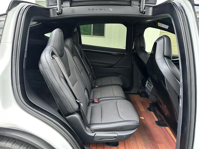 Pre-Owned Tesla Model X 2016 90D