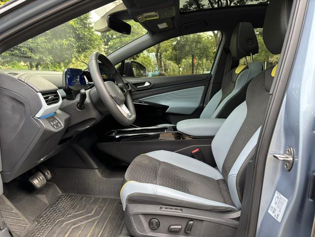 Pre-Owned ID.4 X 2021 Model Pro Ultimate Long-Range Version