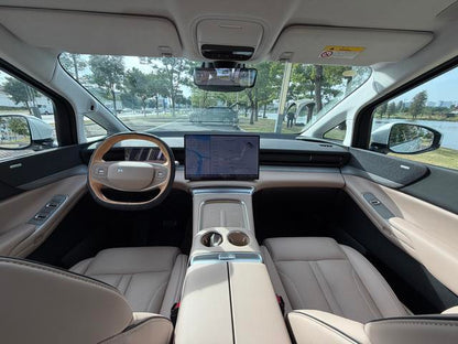 Pre-Owned XPeng X9 2024 Model 610 Long-Range Pro