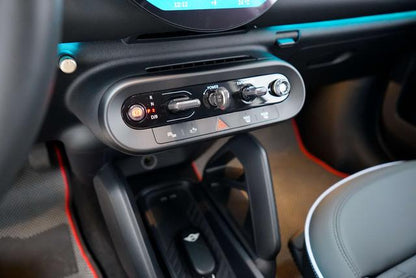 Pre-Owned Electric MINI COOPER 2024 Model COOPER E Classic Edition