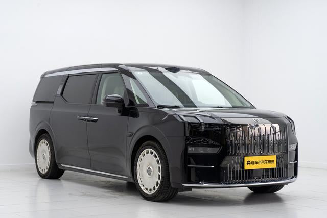 Pre-Owned ZEEKR 009 2024 Model Guanghui 4WD 108kWh