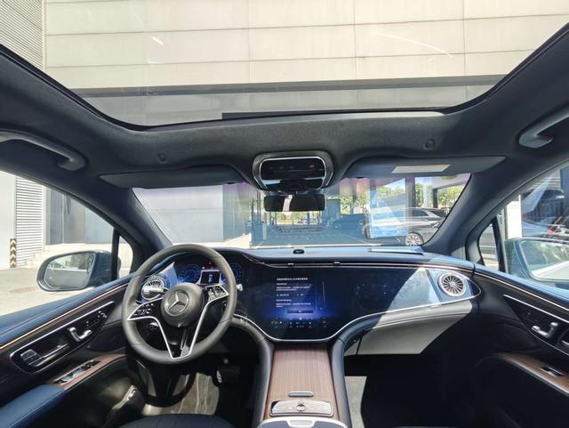 Pre-Owned 2023 Mercedes-Benz EQS SUV EQS 450 4MATIC Pioneer Edition