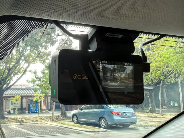 Pre-Owned Nezha V 2022 Edition Chao 300 Lite