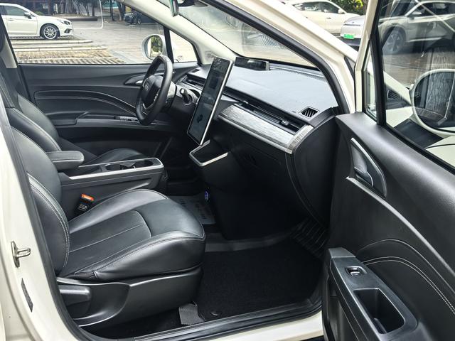 Pre-Owned Nezha V 2022 Edition Chao 300 Lite