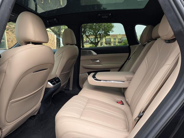 Pre - Owned XPENG G9 2025 Model 680 Long - Range Four - Wheel Drive Max