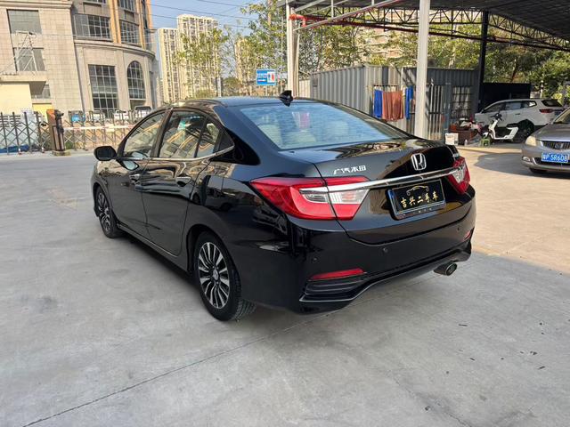 Certificated Used Crider 2013 Model 1.8L Automatic Luxury Edition