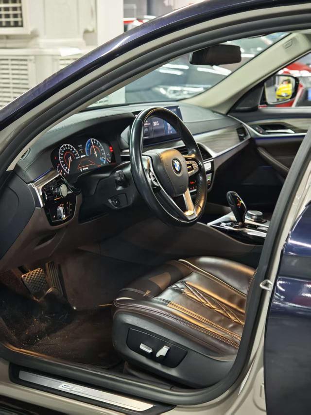 Certificated Used BMW 5 Series PHEV 2019 Refreshed 530Le Luxury Package