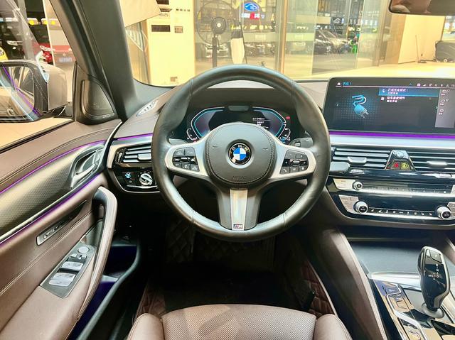 Certificated Used BMW 5 Series PHEV 2021 535Le Pioneer Edition M Sport Package