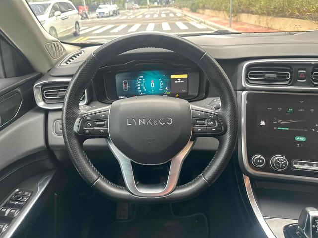 Certificated Used Lynk & Co 01 EM-P 2018 1.5T Jin National V