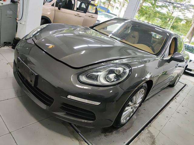 Certificated Used 2014 Porsche Panamera E-Hybrid Panamera S E-Hybrid 3.0T
