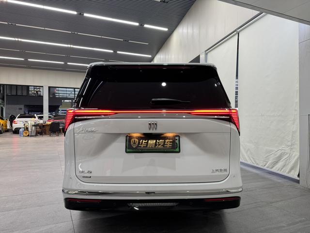 Certificated Used SAIC-GM Buick GL8 PHEV 2024 Lu Zun 1.5T Seven-Seater Luxury Edition
