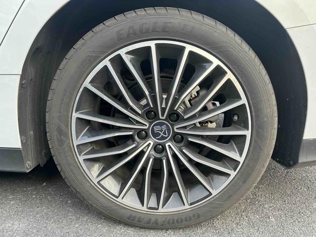 Certificated Used BYD Han DM 2024 DM-i Glory Edition 121KM Premium Version