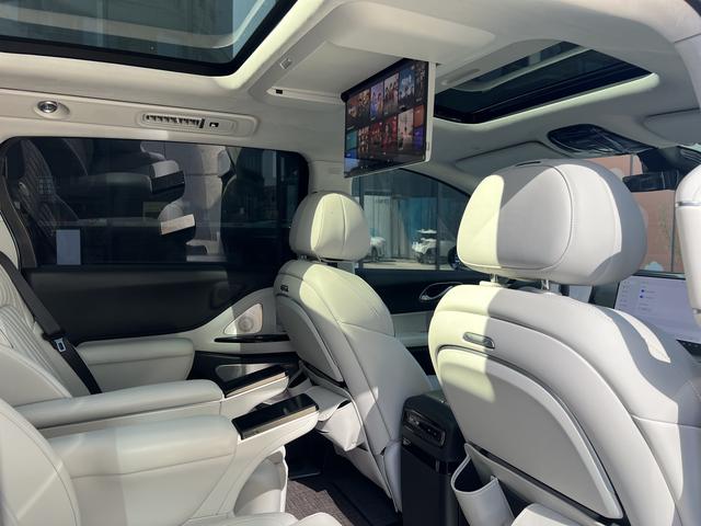 Certificated Used VOYAH Dreamer PHEV 2025 AWD Flagship Kunpeng Edition