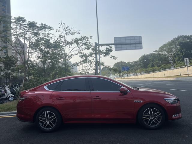 Certificated Used BYD Qin Pro DM 2018 1.5TI Automatic Intelligent Connected Sharp Glory Model