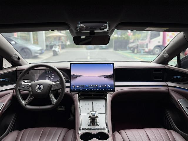 Certificated Used Denza Z9GT DM 2024 Edition 1100 4WD Pro Version