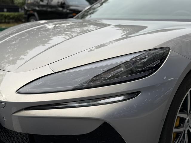 Certificated Used Denza Z9GT DM 2024 Edition 1100 4WD Pro Version