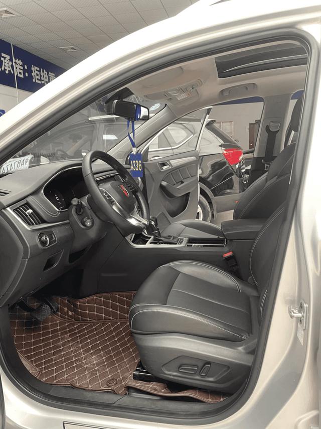 Certificated Used Roewe eRX5 2017 Edition 50T Hybrid Connected Premium Flagship Version