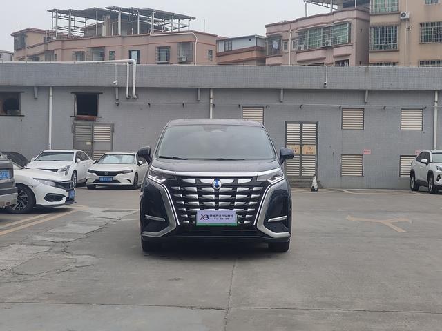 Certificated Used Denza D9 DM 2024 Edition 980 Four-Wheel Drive Honor Version