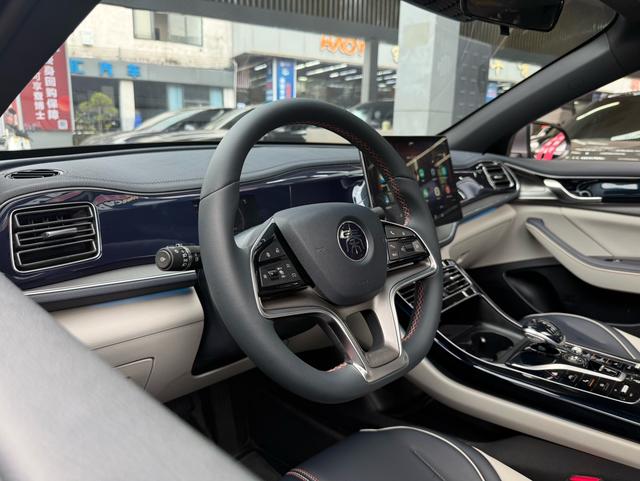 Certificated Used BYD Qin PLUS DM 2021 DM-i 120KM Flagship