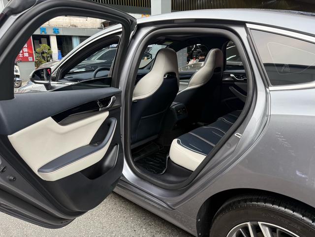 Certificated Used BYD Qin PLUS DM 2021 DM-i 120KM Flagship