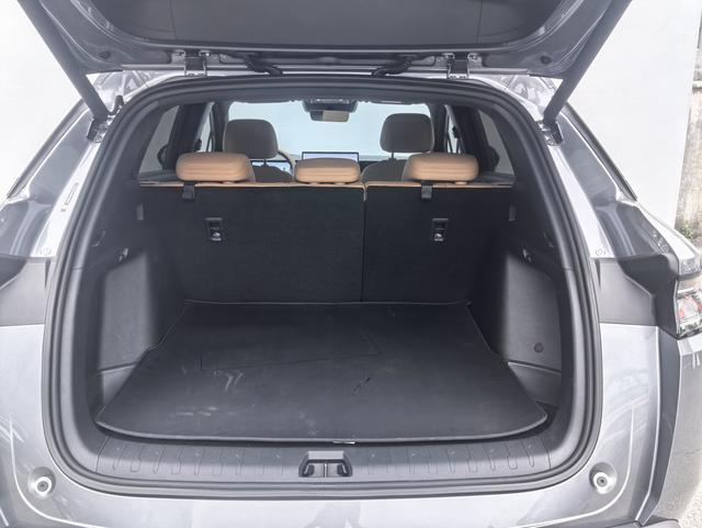 Certificated Used BYD Song L DM 2025 Intelligent Driving Edition DM-i 112KM Beyond Model