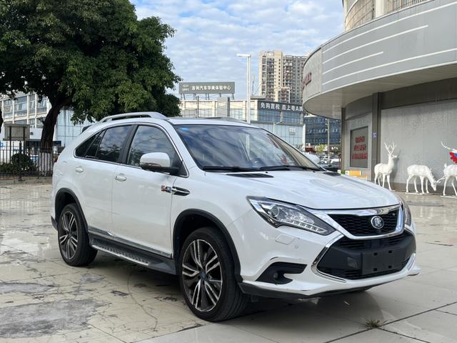 Certificated Used BYD Tang DM 2017 Edition DM 2.0T Full-time Four-wheel Drive Haute Elegance Version