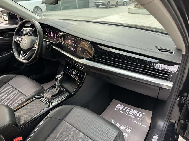 Certificated Used SAIC Volkswagen Passat PHEV 2023 430PHEV Hybrid Luxury Edition