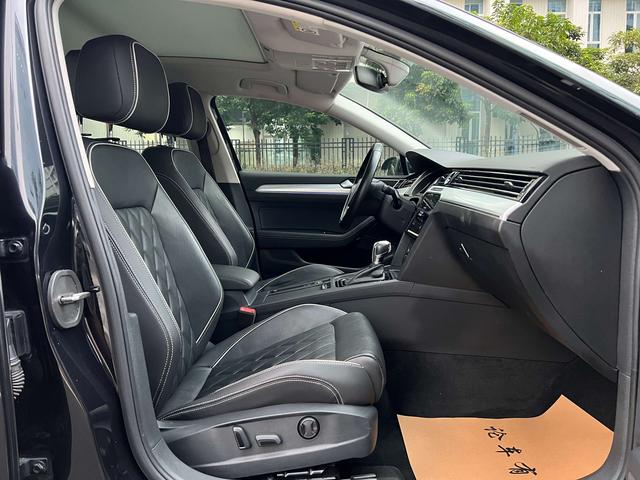 Certificated Used FAW-Volkswagen Magotan GTE 2020 Luxury