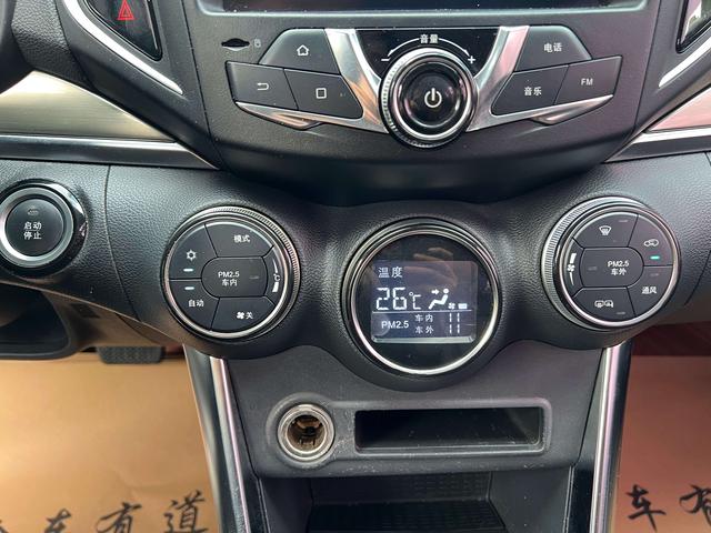 Certificated Used BYD Song DM 2017 1.5TID Full-time Four-wheel Drive Luxury Edition