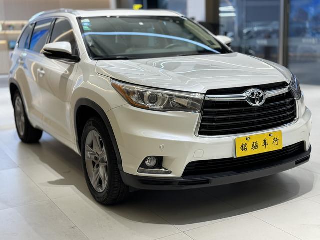 Certificated Used Toyota Highlander 2012款 2.7L Two-Wheel Drive 7-Seat Luxury Edition