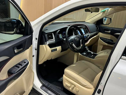 Certificated Used Toyota Highlander 2012款 2.7L Two-Wheel Drive 7-Seat Luxury Edition