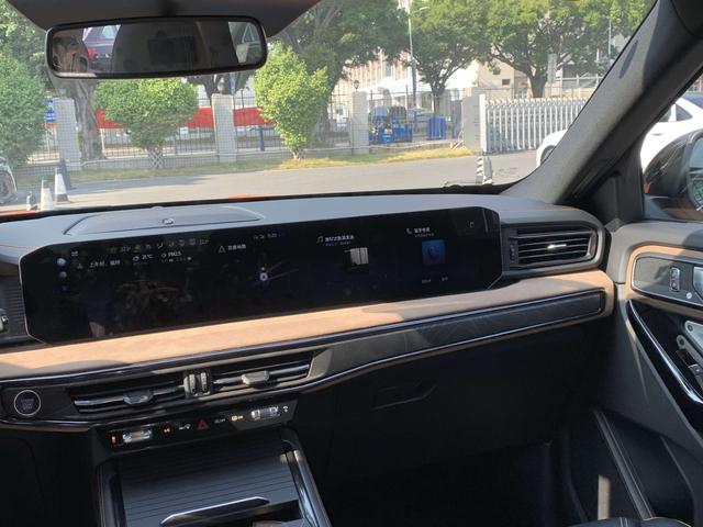 Certificated Used Ford Explorer 2024 2.3T EcoBoost Four-Wheel Drive Kunlun Peak Edition 7-Seat