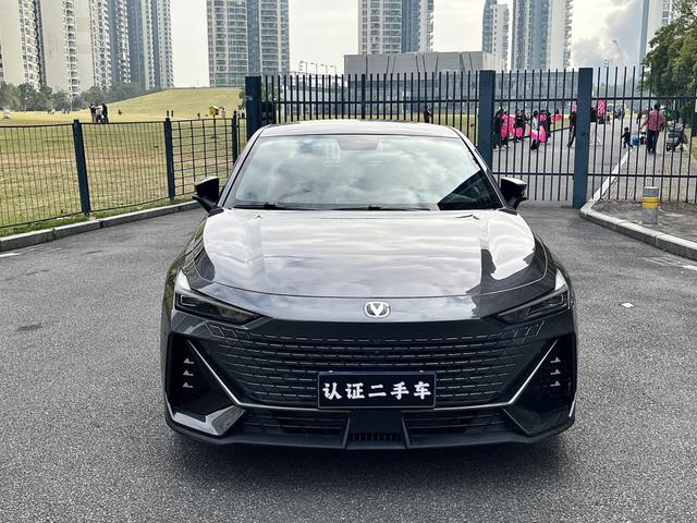 Certificated Used Changan UNI-V 2022 1.5T Premium Type