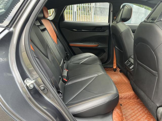 Certificated Used Changan UNI-V 2022 1.5T Premium Type