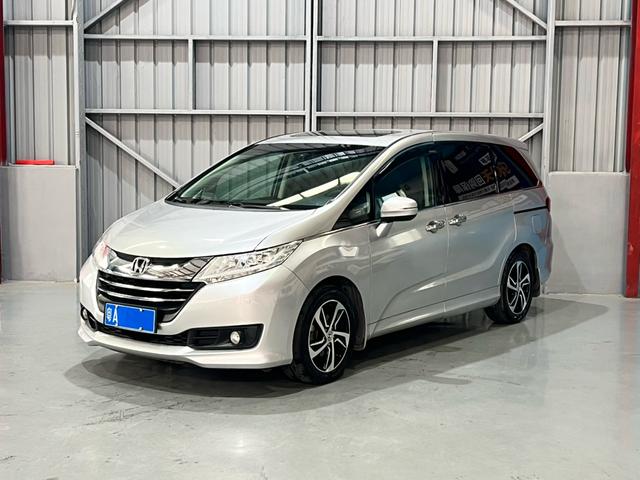 Certificated Used GAC Honda Odyssey 2015 2.4L Zhixiang Edition
