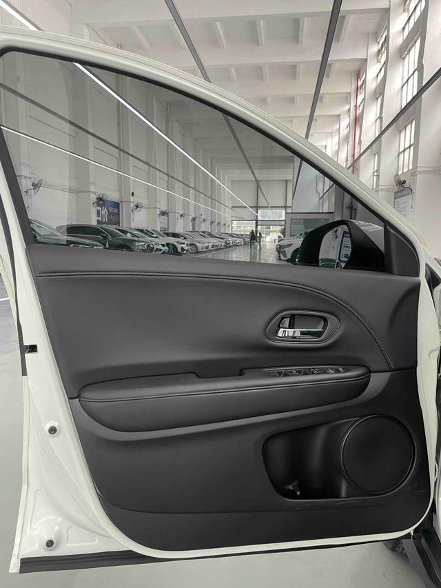 Certificated Used HR-V 2020 Model 1.5L CVT Luxury Version