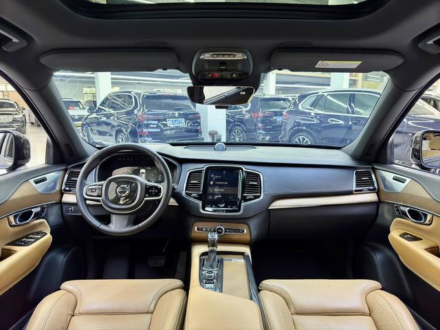 Certificated Used Volvo XC90 2015 T6 Zhi Zun Ban 7 Seats