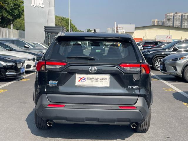 Certificated Used FAW Toyota RAV4 Rongfang 2023 2.0L CVT 2WD Urban Edition