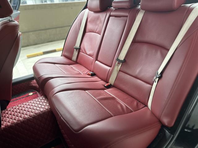 Certificated Used BMW 5 Series 2014 Model 525Li Luxury Design Package