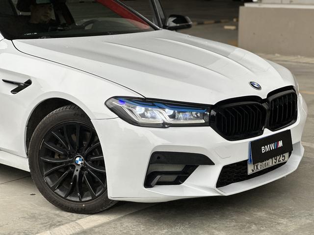 Certificated Used BMW 5 Series 2014 Model 525Li Luxury Design Package