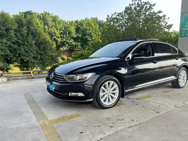 Certificated Used FAW-Volkswagen Magotan 2017 330TSI DSG Leading Type